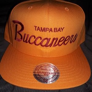 MITCHELL AND NESS SNAPBACK